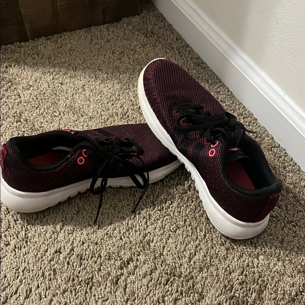 On Running Burgundy Sneakers